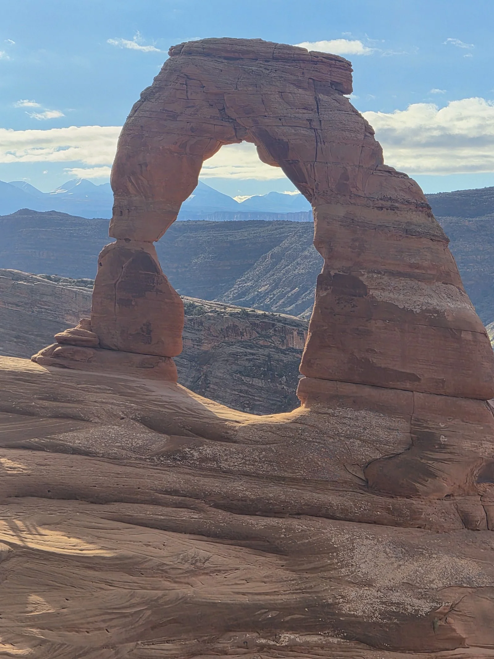 Delicate Arch against a blue sky